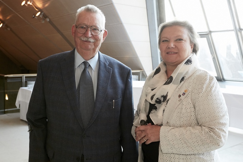 von rechts: Dritte Nationalratspräsidentin Anneliese Kitzmüller (F), Präsident des VLÖ Rudolf Reimann