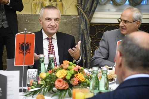 Präsident der Republik Albanien Ilir Meta während dem Arbeitsgespräch