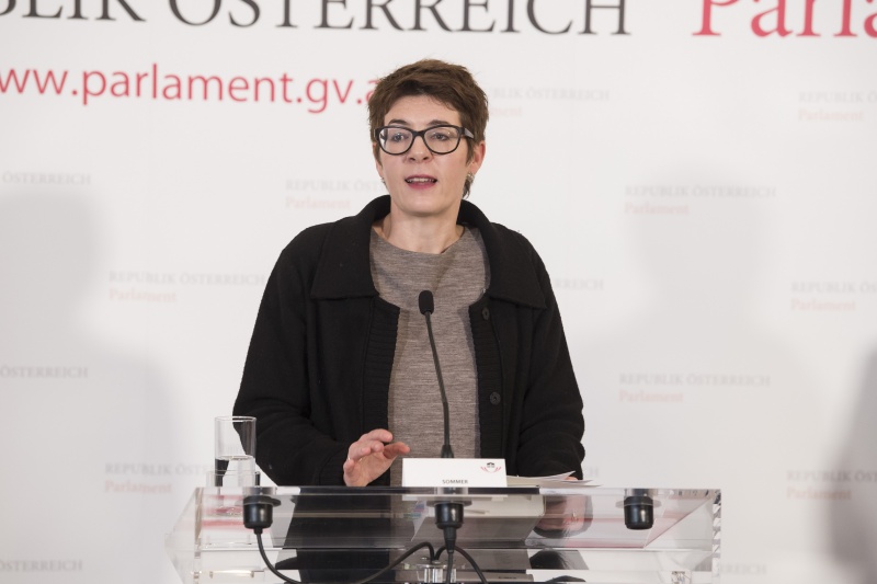 Am Rednerpult: Direktorin Haus der Geschichte Österreich Monika Sommer