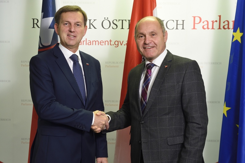 Von links: Slowenischer Außenminister Miroslav Cerar, Nationalratspräsident Wolfgang Sobotka (V)