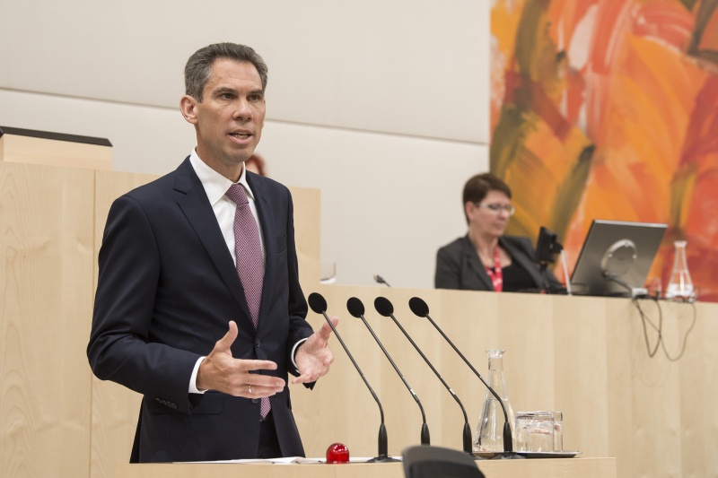 Am Rednerpult: Markus Huber, Volksanwaltschaft