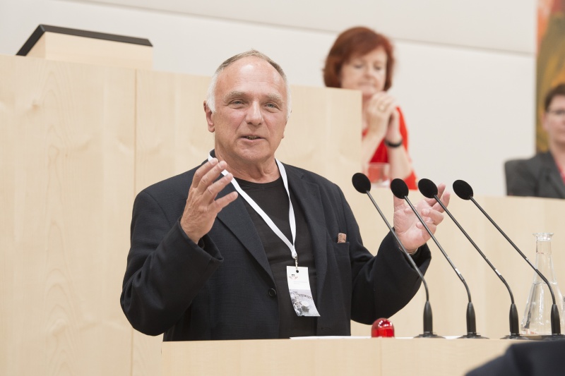 Am Rednerpult: Hans Peter Radauer