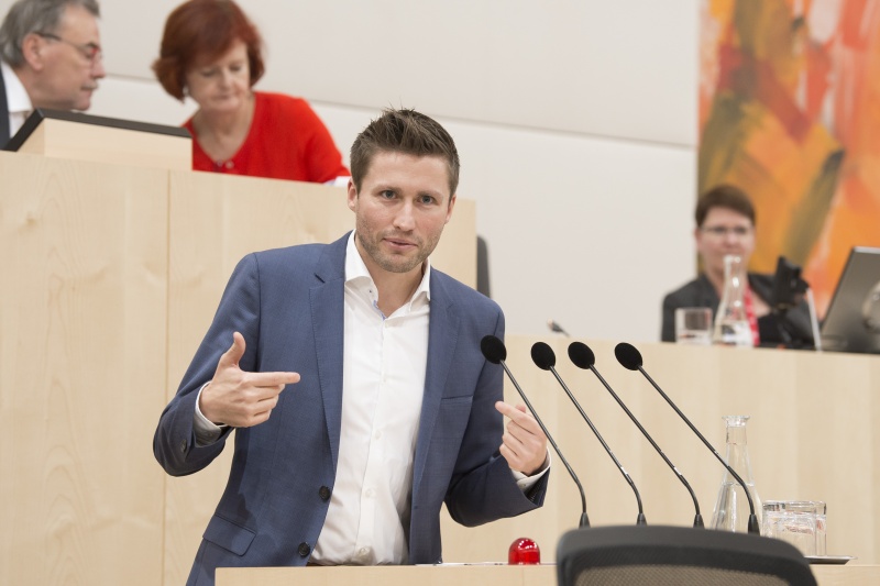 Am Rednerpult: Bundesrat David Stögmüller (G)