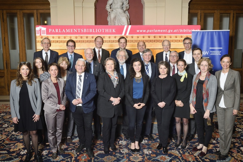 Gruppenfoto mit den VeranstaltungsteilnehmerInnen