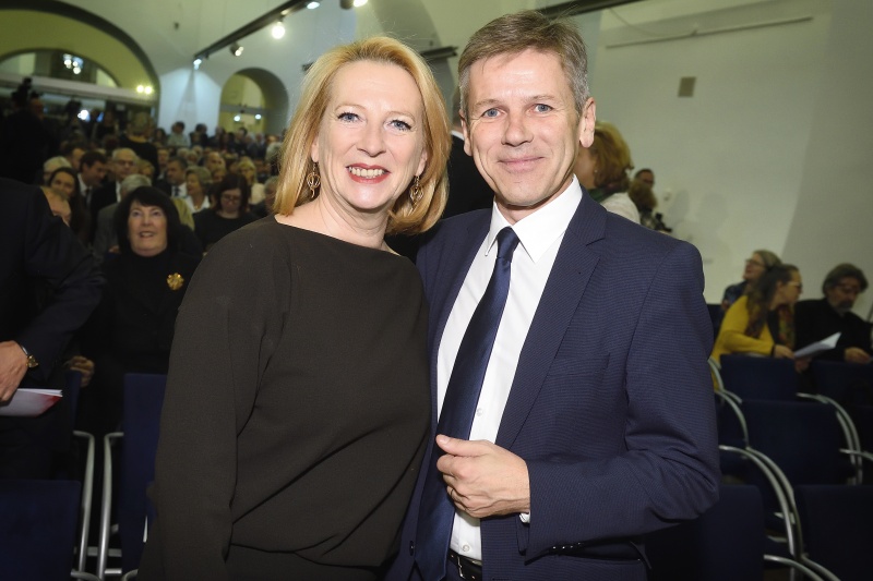 Von links: Zweite Nationalratspräsidentin Doris Bures (S), Minister a.D. Josef Ostermayer (S)