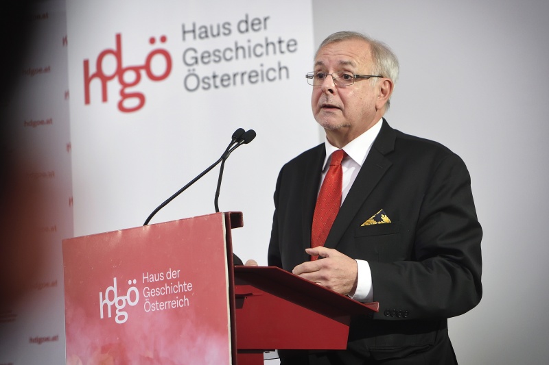 Oliver Rathkolb am Rednerpult