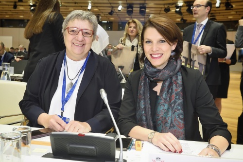 From left:  President of the Federal Council Inge Posch-Gruska (S), State Secretary, Federal Ministry of the Interior Karoline Edtstadler (V)