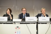From left:  Federal Ministry of the Interior Karoline Edtstadler (V), Chair of the EU Committee of the Federal Council Christian Buchmann (V), Chair of Permanent Subcommittee on EU Affairs of the National Council Reinhold Lopatka (V)