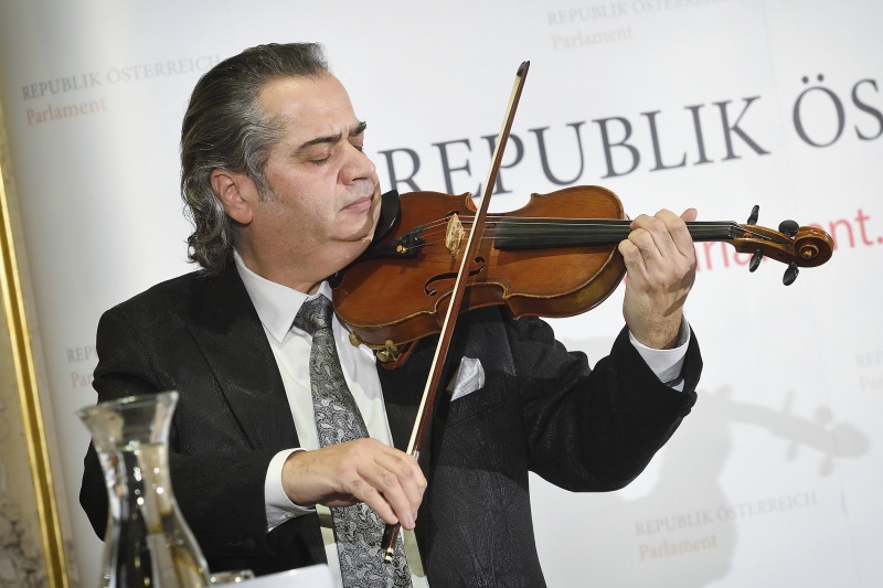 Musikalische Begleitung Ondrej Janoska - Geige