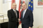 von rechts: Nationalratspräsident Wolfgang Sobotka (V), Ungarische Botschafters Andor Nagy