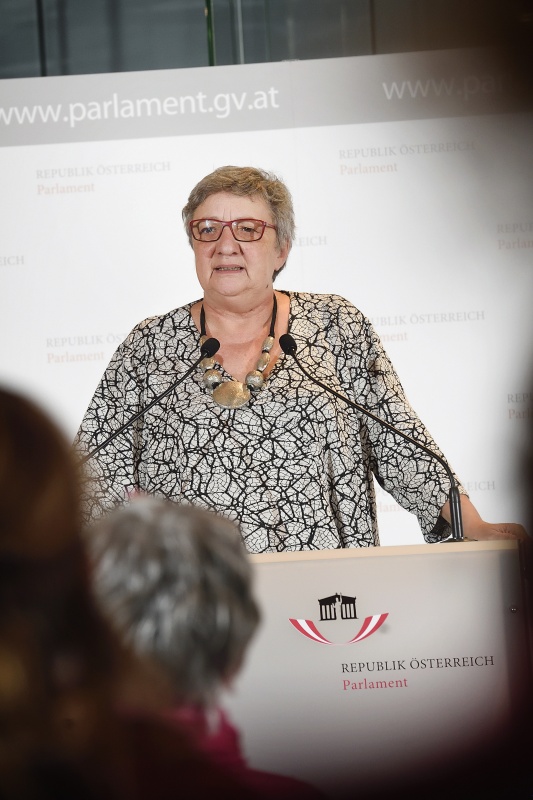 Begrüßung Bundesratspräsidentin Inge Posch-Gruska (S)