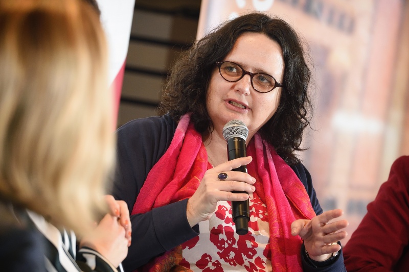 Safer Internet Barbara Buchegger