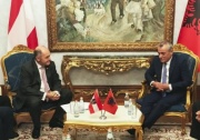 Von links: Nationalratspräsident Wolfgang Sobotka (V) im Gespräch mit dem albanischen Parlamentspräsident Gramoz Ruçi