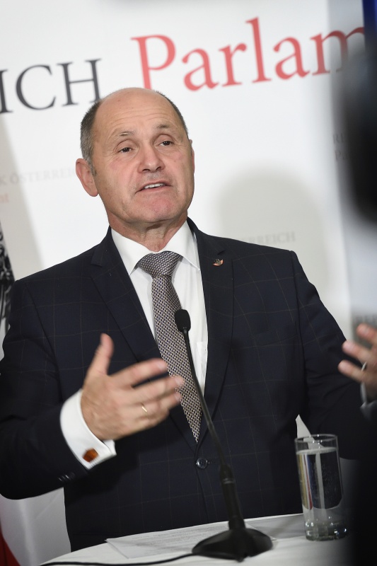 Pressekonferenz. Von links: Slowakischer Parlamentspräsident Andrej Danko, Nationalratspräsident Wolfgang Sobotka (V)