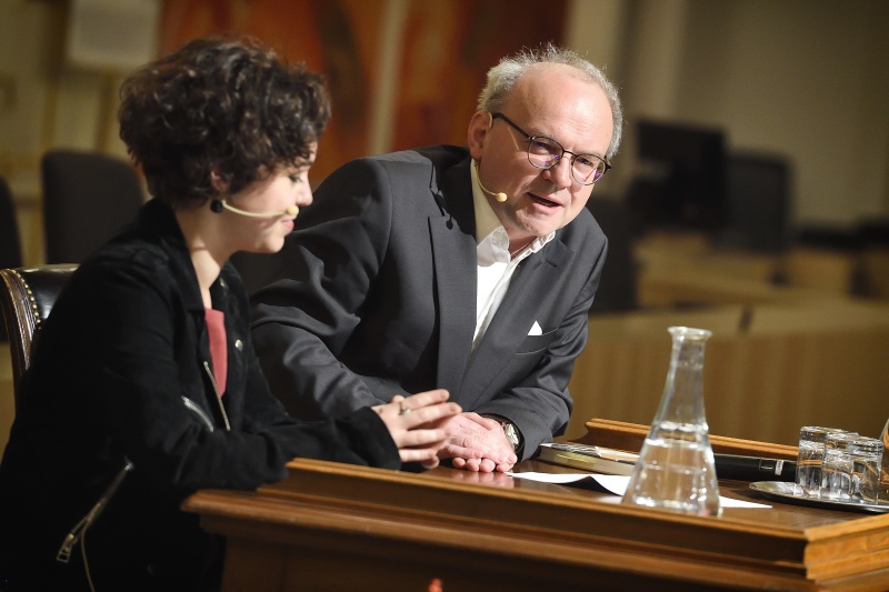 Von links: Autorin Anna Goldenberg, Verlagsleiter Paul Zsolnay Verlag Herbert Ohrlinger