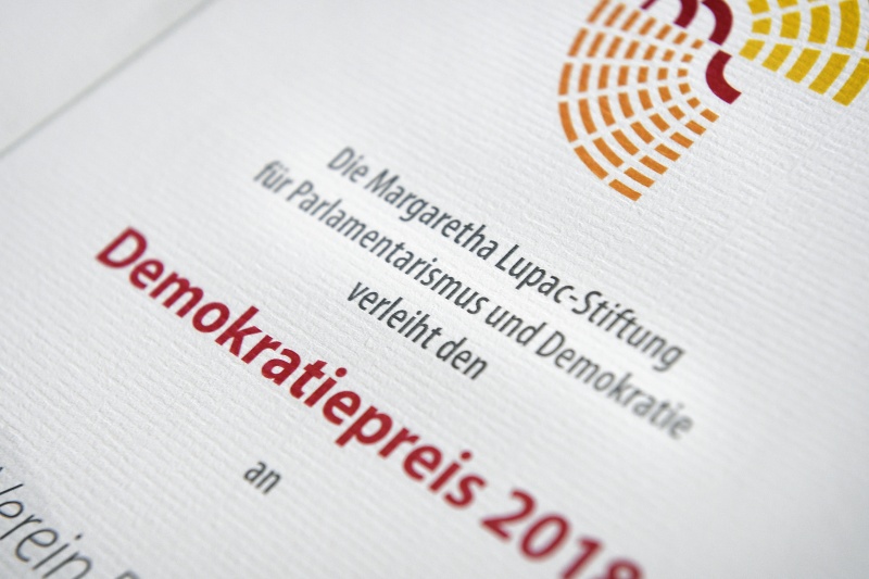 Urkunde der Demokratiepreisverleihung 2018
