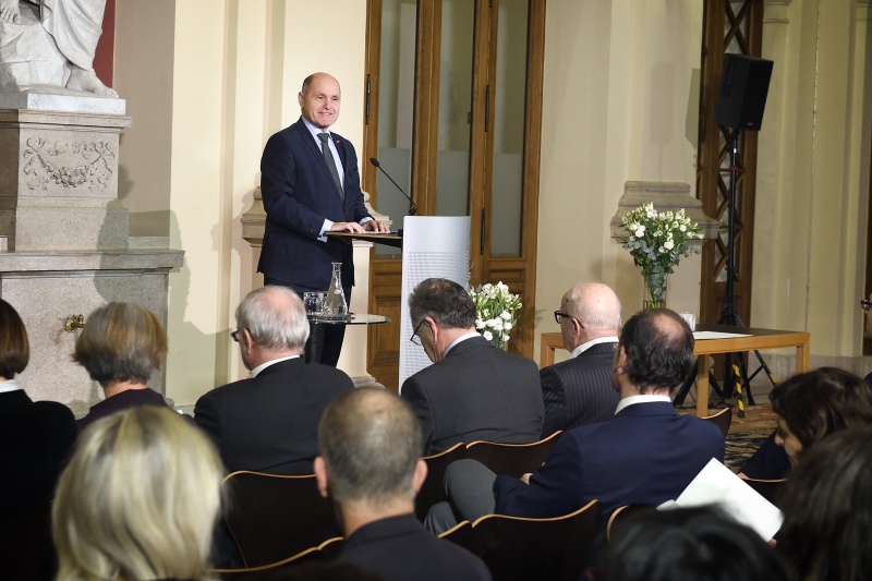 Begrüßung durch Nationalratspräsident Wolfgang Sobotka (V)