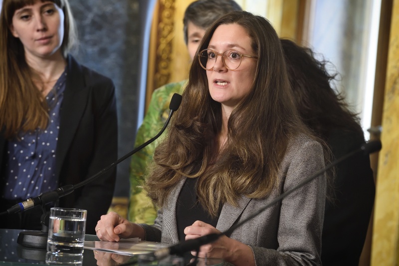 Juristische Prozessbegleiterin Sonja Aziz