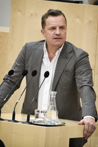 MEP Georg Mayer (F) am Wort