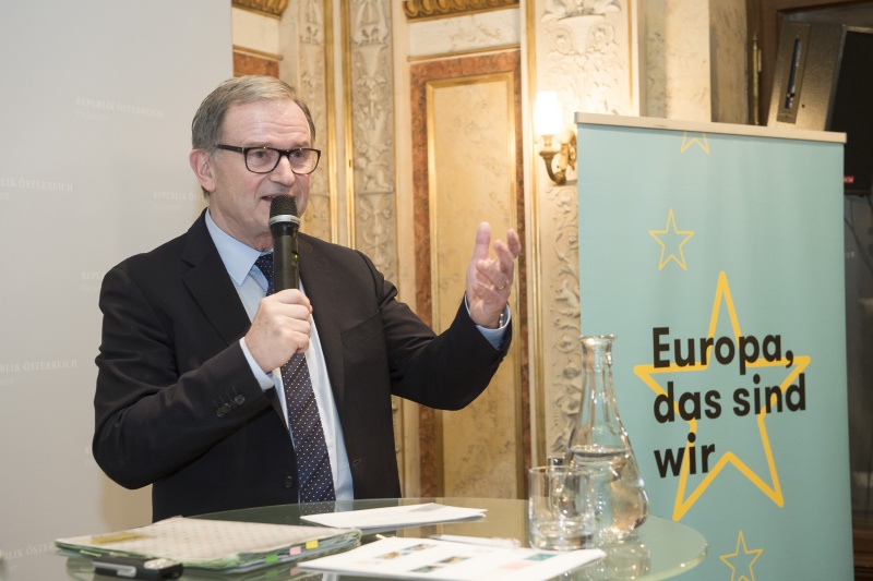 Nationalratsabgeordneter Karlheinz Kopf (V) bei der Begrüßung