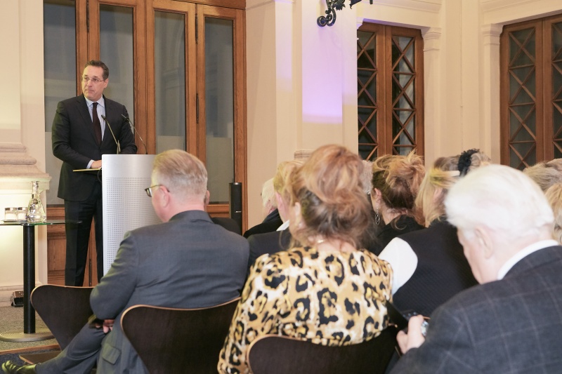 Einleitende Worte durch Vizekanzler Heinz-Christian Strache (F)