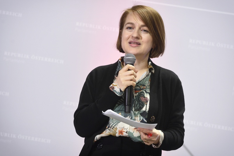 Moderation durch Olivera Stajic