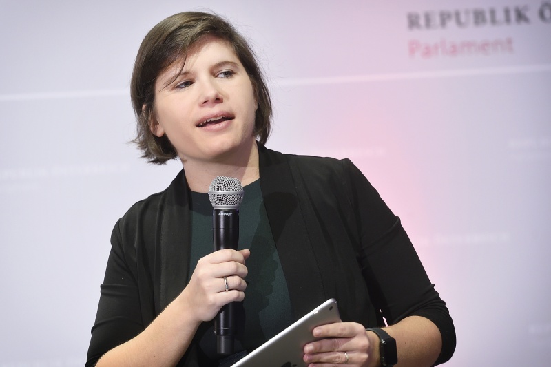 Journalistin und Autorin Ingrid Brodnig am Wort