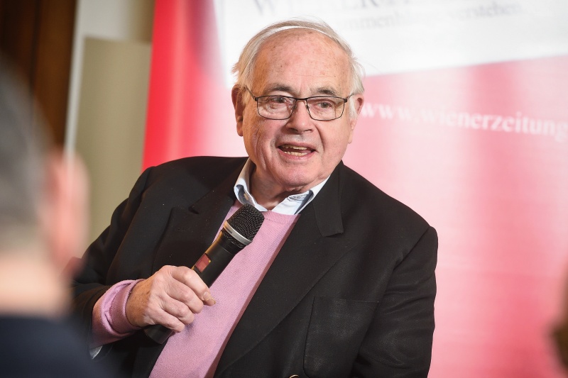 Zweiter Nationalratspräsident a. D.Heinrich Neisser am Wort