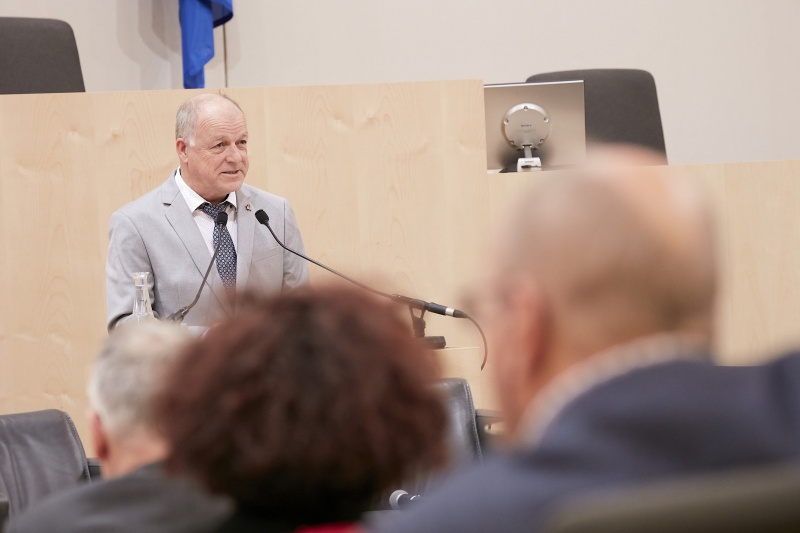 Begrüßung durch Bundesratspräsident Ingo Appé (S)