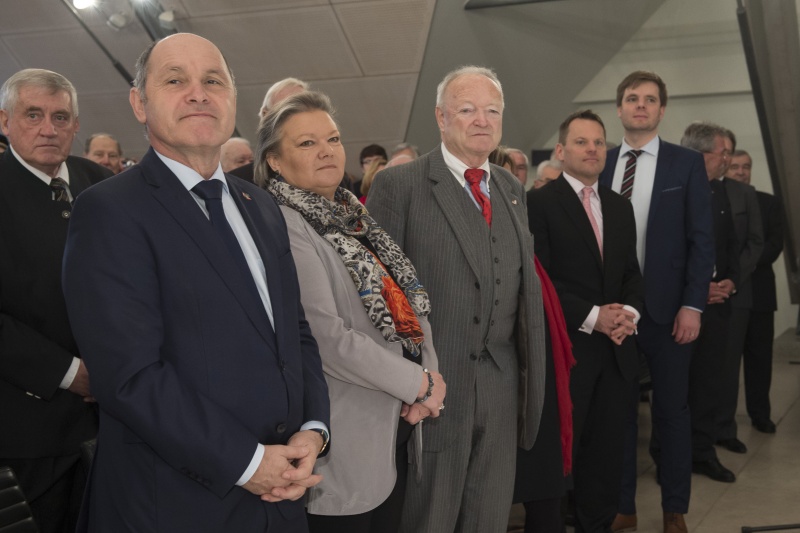 Von links: Nationalratspräsident Wolfgang Sobotka (V), Nationalratspräsidentin Anneliese Kitzmüller (F), Nationalratsprädident a.D. Andreas Khol, VeranstaltungsteilnehmerInnen