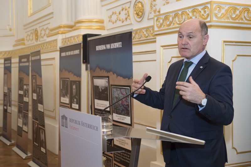 Am Rednerpult: Nationalratspräsident Wolfgang Sobotka (V)