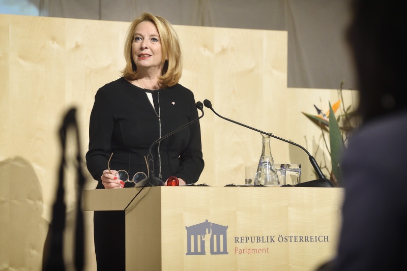 Zweite Nationalratspräsidentin Doris Bures (S) am Wort