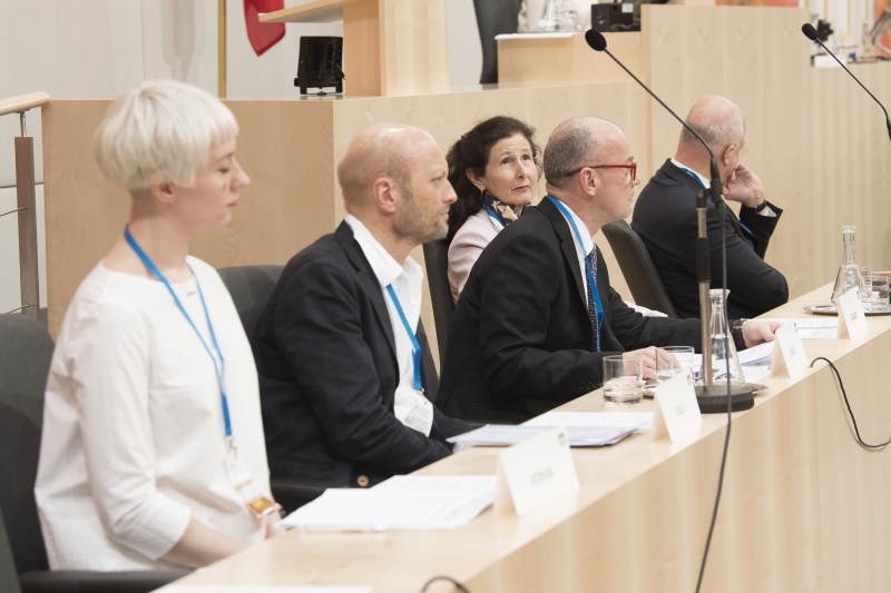 Von links: Marlies Hübner, Christian Fiala, Gynmed Ambulatorium, Peter Frigo, Universitätsklinik für Frauenheilkunde , Barbara Maier, Wilhelminenspital - Österreichische Gesellschaft für Familienplanung, Wolfgang Mazal, Universität Wien