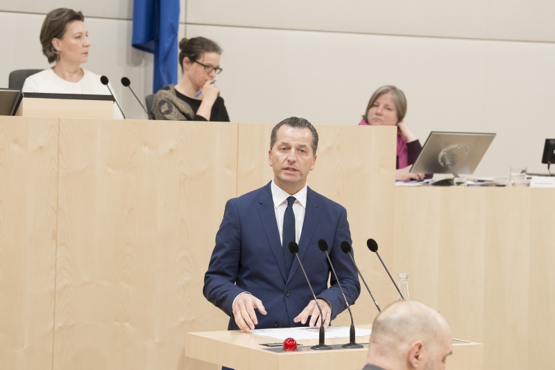 Am Rednerpult: Brigadier Gerald Tatzgern, Bundeskriminalamt