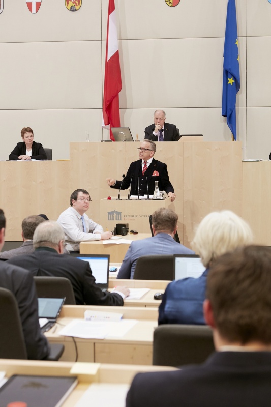 Bundesrat Rudolf Kaske (S) am Rednerpult