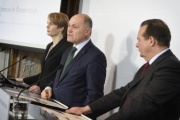 Von links: Eva Zeglovits, Nationalratspräsident Wolfgang Sobotka (V), Thomas Stern