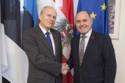 Von rechts: Nationalratspräsident Wolfgang Sobotka (V), estnischer Botschafter Toomas Kukk