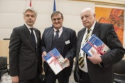 Von links: Parlamentsdirektor Harald Dossi, Direktor Christian Bauer, Programmkoordinator Anton Salesny