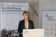 Am Rednerpult: Parlamentsvizedirektorin Susanne Janistyn-Novák