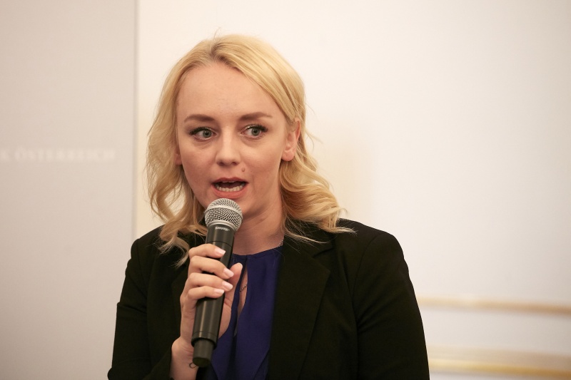 Moderation Nicole Di Bernardo