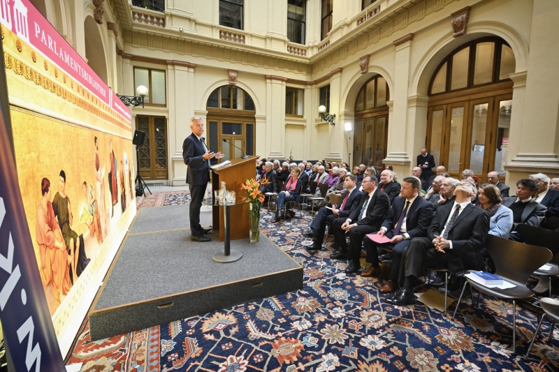 Begrüßung Nationalratsabgeordneter Reinhold Lopatka (V)