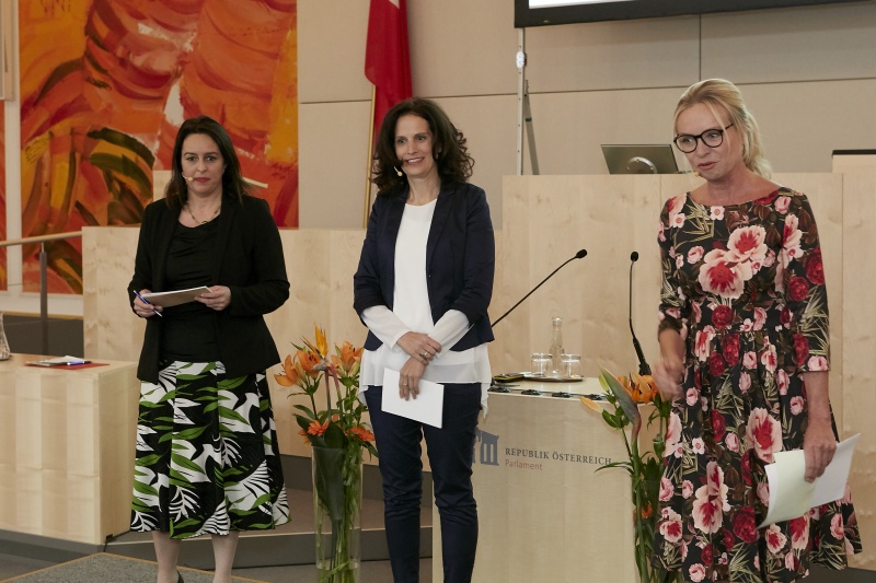 Vorstellung der Themen, von rechts: Isabella Krassnitzer, Alice Herzog,  Sandra Szabo