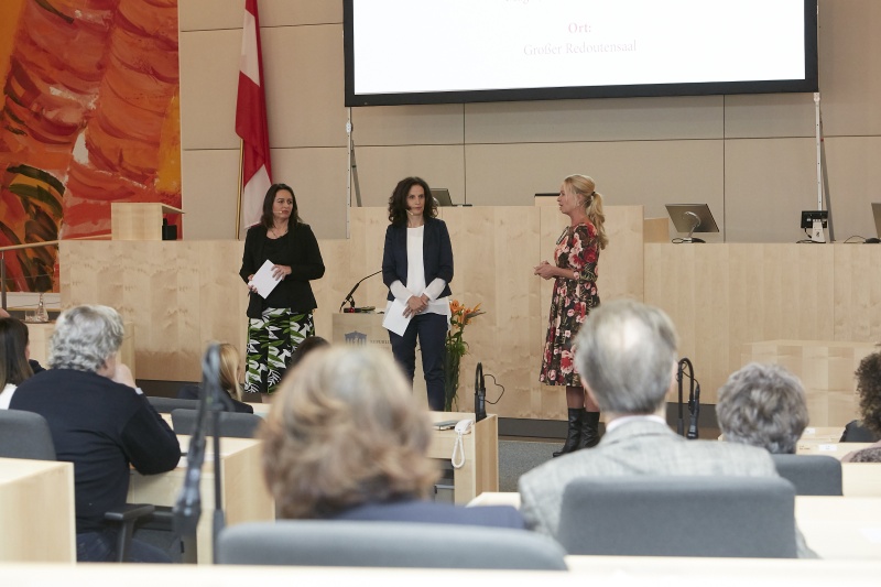 Vorstellung der Themen, von rechts: Isabella Krassnitzer, Alice Herzog,  Sandra Szabo