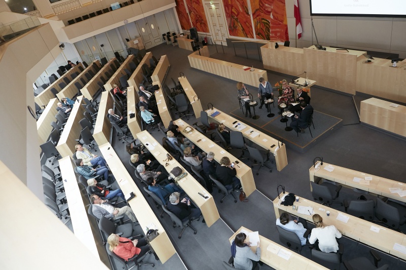 Panel Frauen - Armut