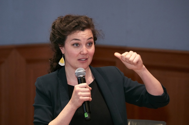 Panel Frauen - Schönheitsideale, Nationalratsabgeordnete Stephanie Cox (J)