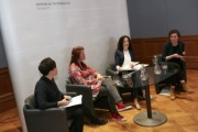 Panel Frauen - Schönheitsideale, von links: Elli Lechner Universität Wien, Sissi Kaiser, Alice Herzog, Nationalratsabgeordnete Stephanie Cox (J)