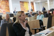 Panel Frauen - Armut, Diskussion Bundesministerin für Frauen, Familie und Jugend im BKA Juliane Bogner-Strauß (V)