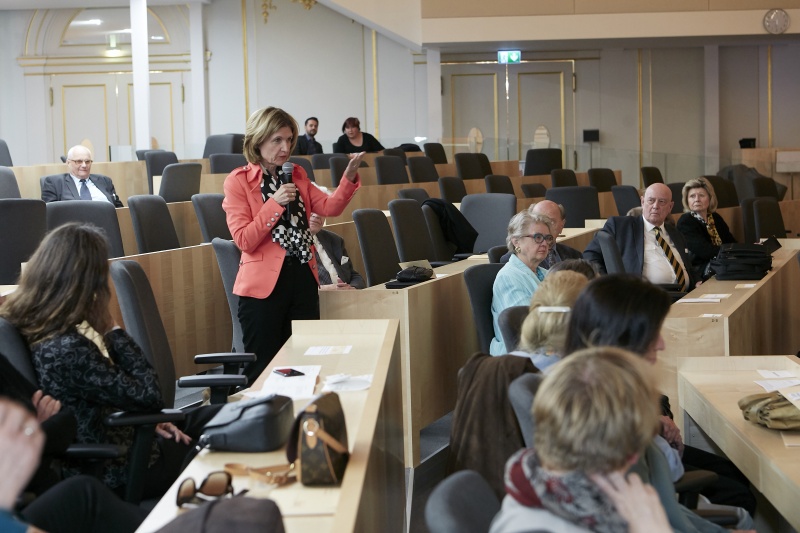Panel Frauen - Armut, Diskussion. Wortmeldung von Bundesrätin Andrea Eder-Gitschthaler (V)
