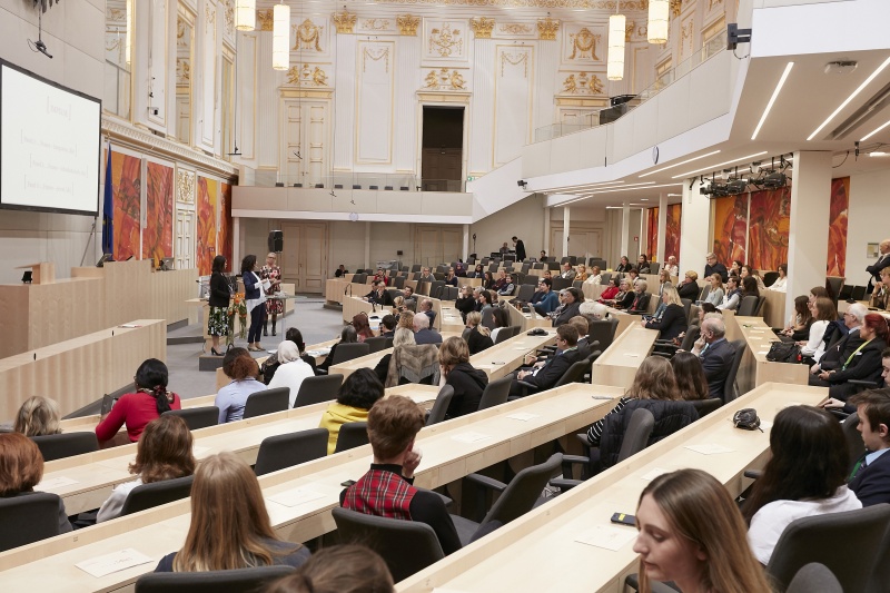 Impulse aus den Panels. Podium von rechts: Isabella Krassnitzer, Alice Herzog,  Sandra Szabo