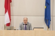 Am Präsidium: Bundesratspräsident Ingo Appé (S)